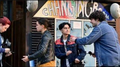 Spielfilmlänge backdrop