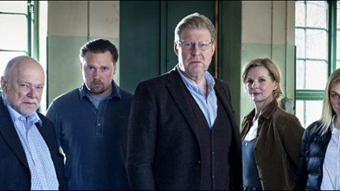 Spielfilmlänge backdrop