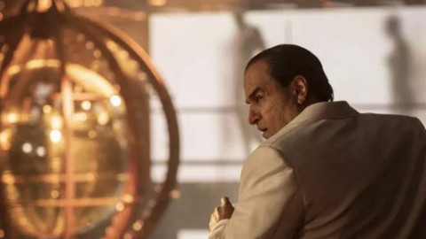 DC TV Komplett backdrop